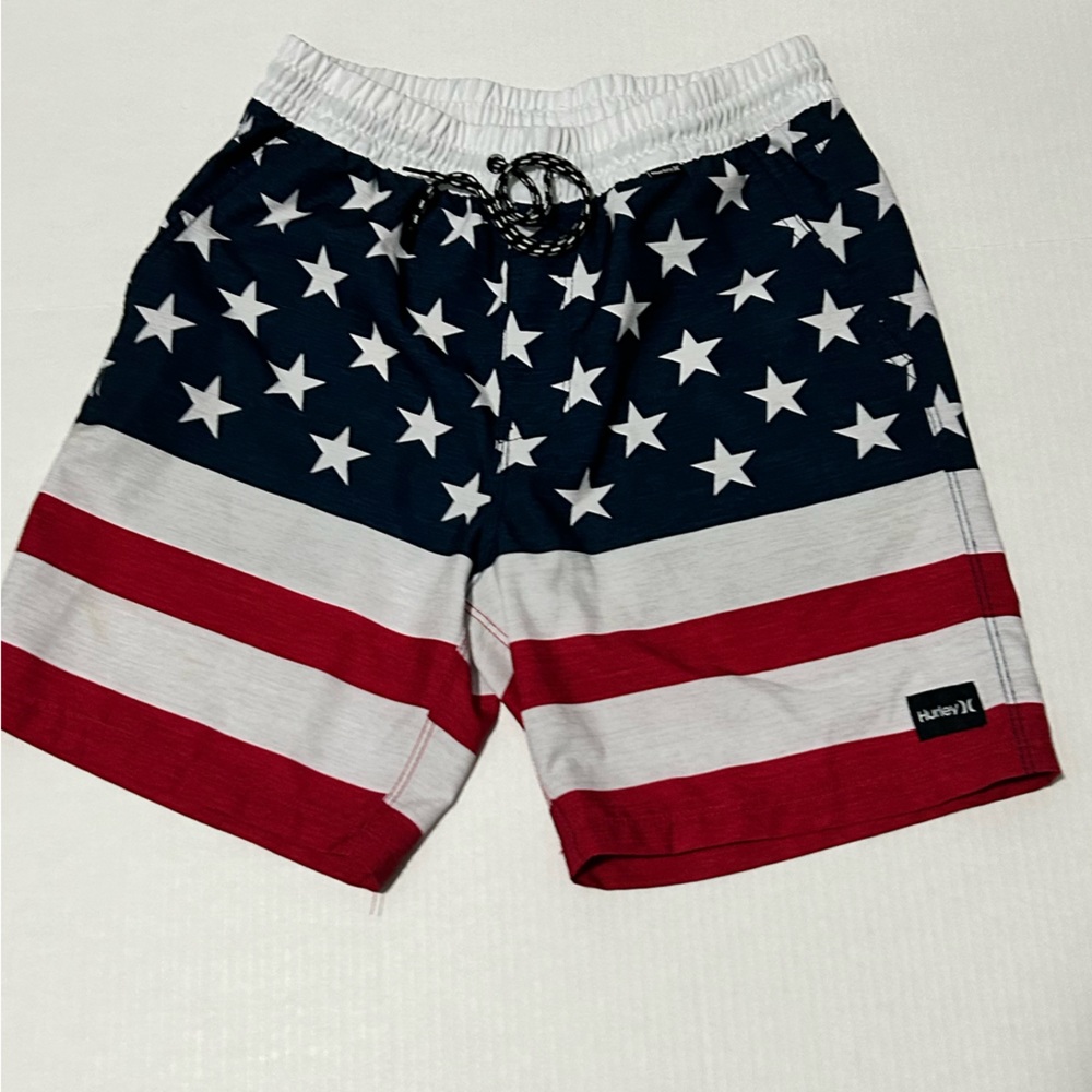 Hurley men’s swim trucks